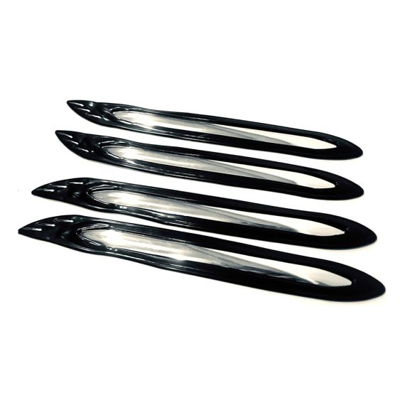 Protector Paragolpe Pvc Negro C/ Detalles Metálicos 47 Cm