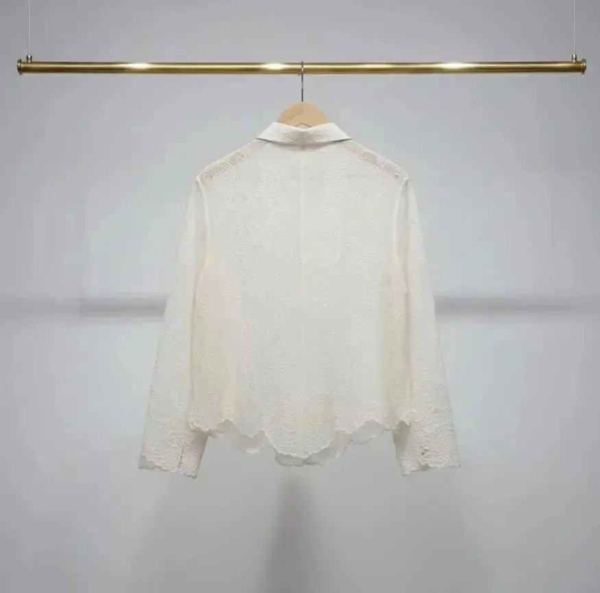 Camisa Blusa Estilo Broderie Premium Delicada De Mujer - Image 4