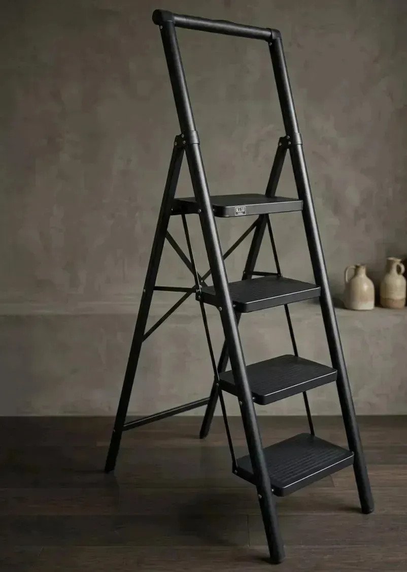 Escalera Plegable 4 Escalones Tipo Tijera Negra Para Hogar - Image 3