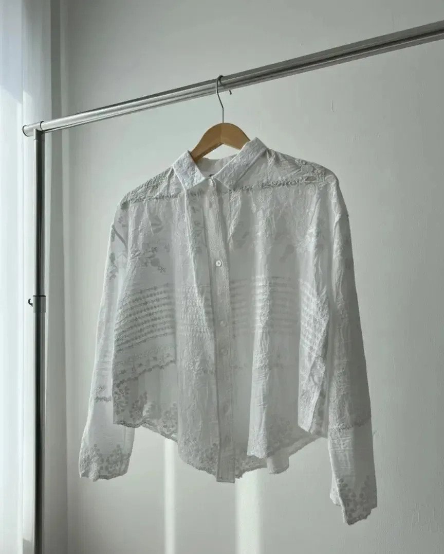 Camisa Blusa Premium Bordada Con Apliques Delicada Mujer - Image 2