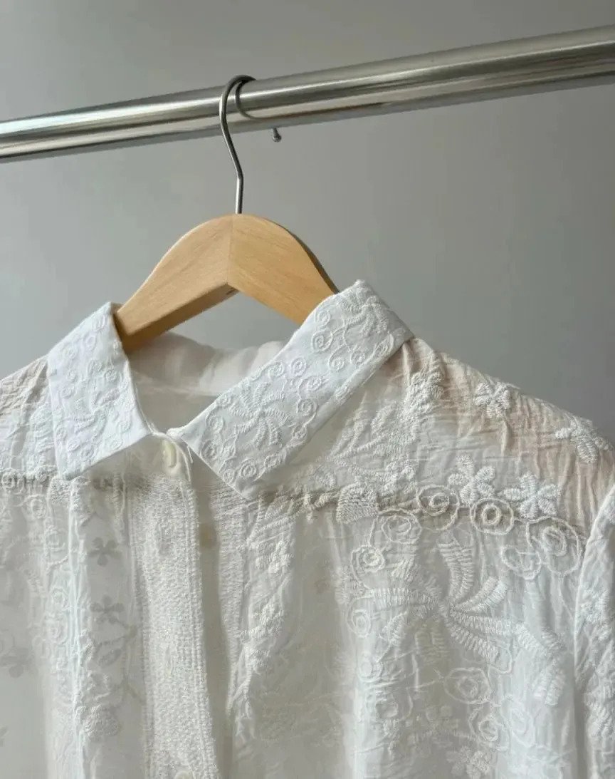 Camisa Blusa Premium Bordada Con Apliques Delicada Mujer - Image 4