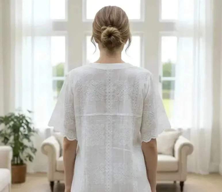 Camisa Blusa Bordada Con Diseño Premium De Mujer Delicada - Image 3