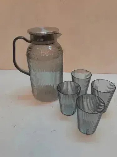 Jarra De 1.5 Litros Y 4 Vasos De Acrílico Frío Calor