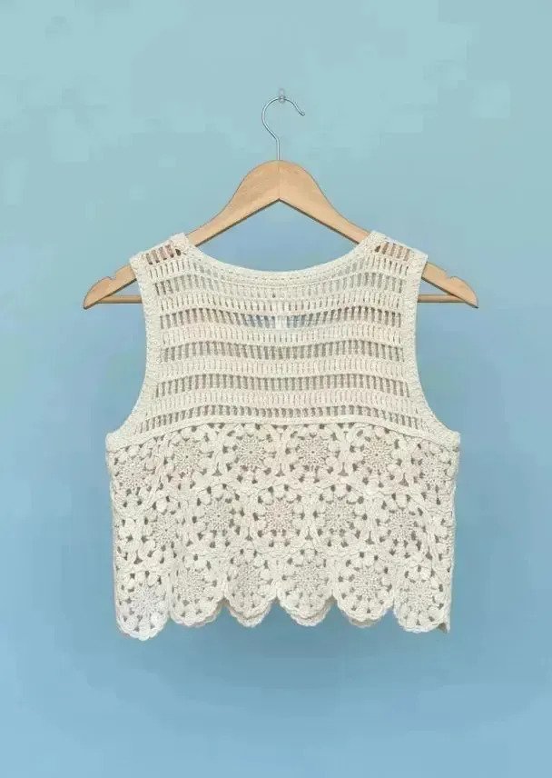Musculosa Remera Tejida De Mujer Con Caracoles Apliques - Imagen 5